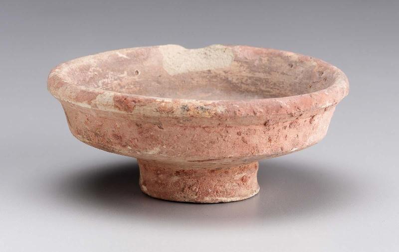 Bowl with low foot