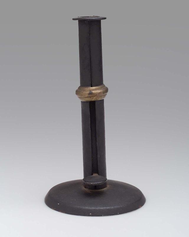 Pair of candlesticks
