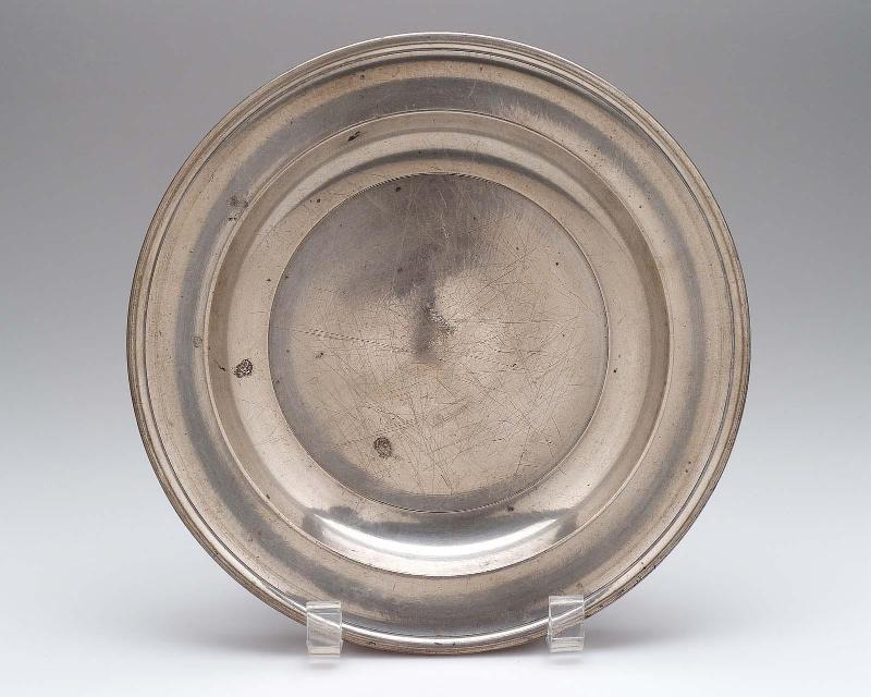Plate