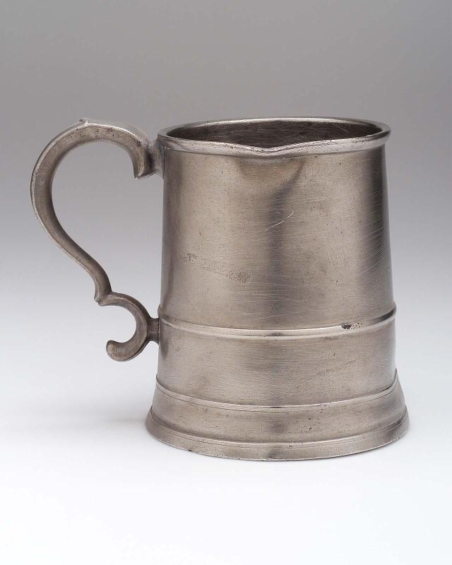 Pint mug