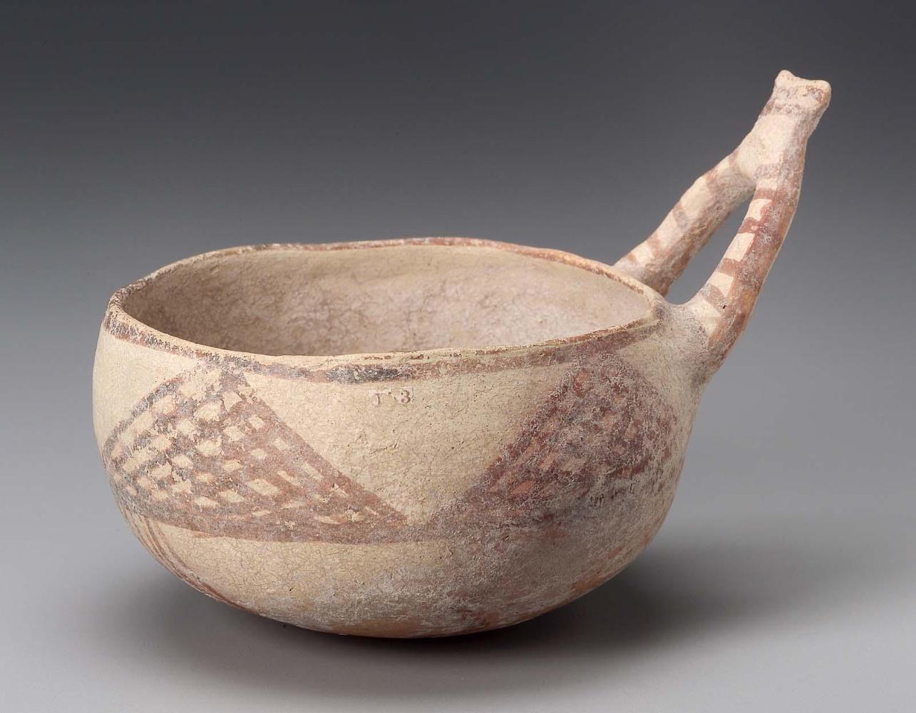 Bowl, with one handle