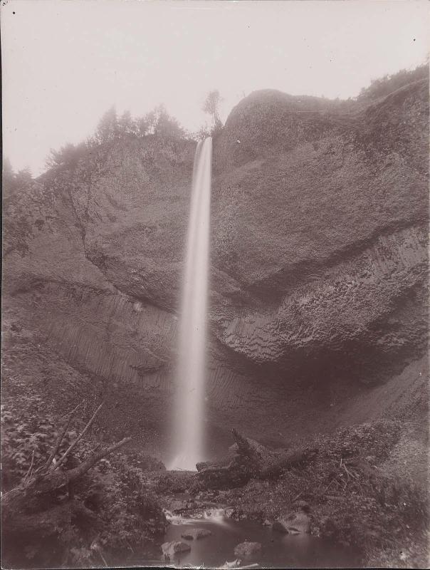 Falls near the Oneata Gorge