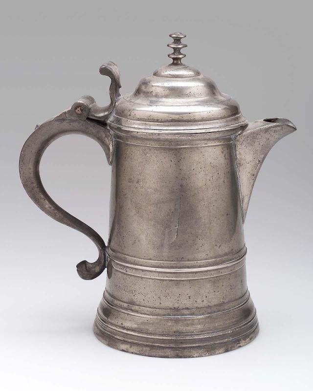 Flagon with spout