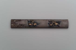 Kozuka with design of the race across the Uji River