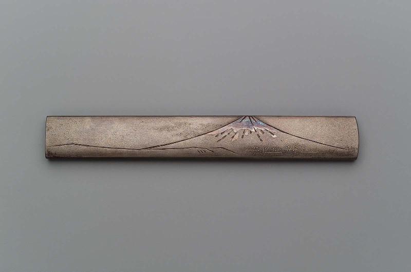 Kozuka with design of Mount Fuji
