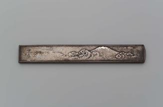 Kozuka with design of Mount Fuji and clouds