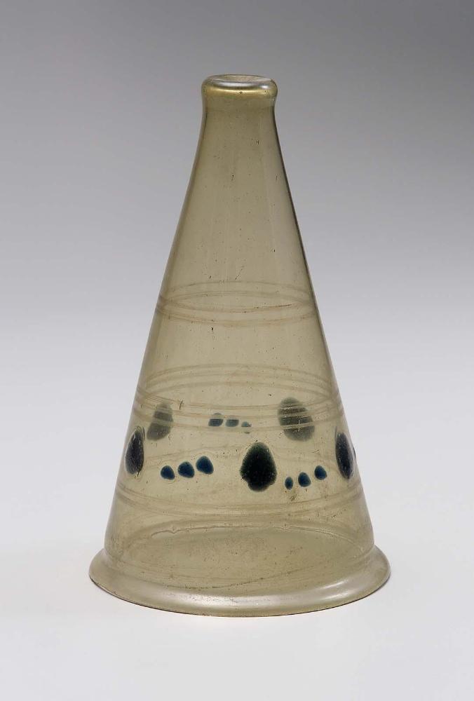 Conical beaker or lamp