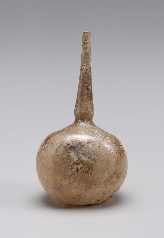 Perfume bottle (qumqum)