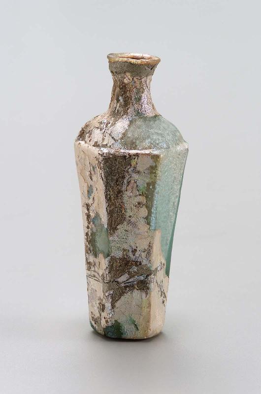 Hexagonal bottle
