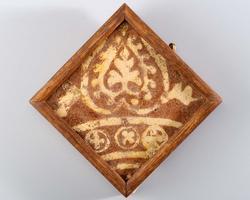Floor tile