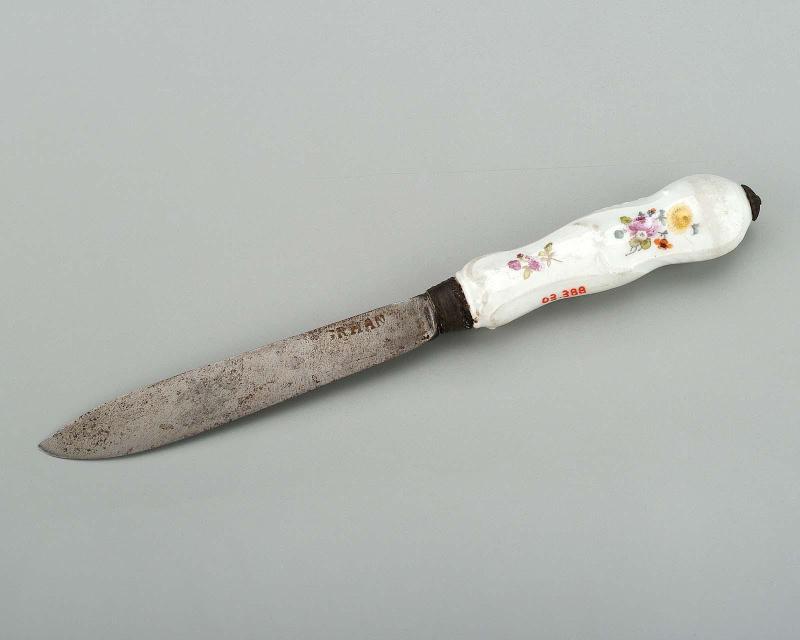Knife