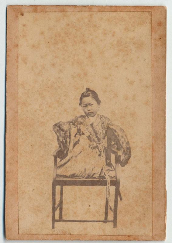 Portrait of an unidentified child in traditional Japanese attire