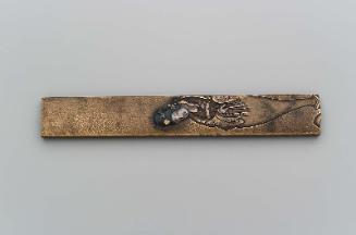 Kozuka with design of Kannon emerging from a cloud