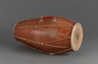 Double-conical drum (kendhang ciblon)