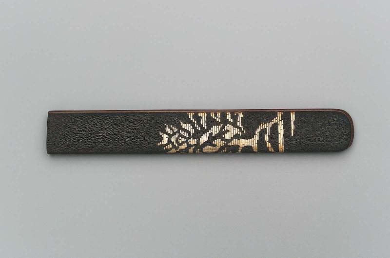 Kozuka with tree design imitating silk brocade