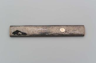 Kozuka with design of sun, pine and waves