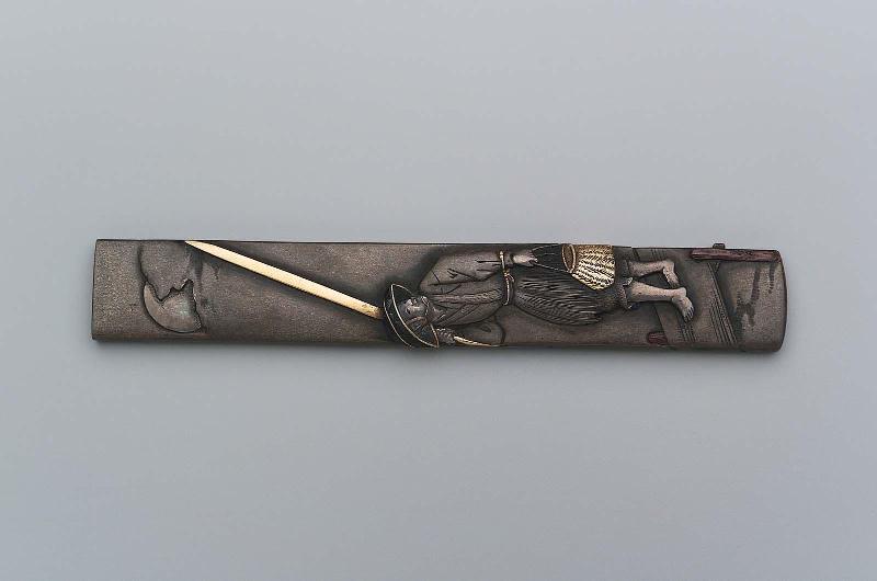 Kozuka with design of fisherman