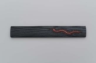 Kozuka with design of a centipede