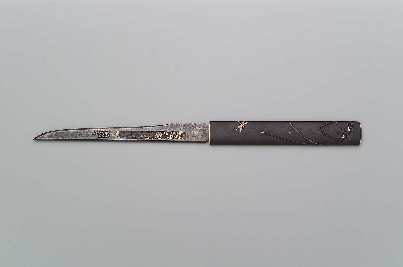 Kozuka with design of dragonfly and reeds