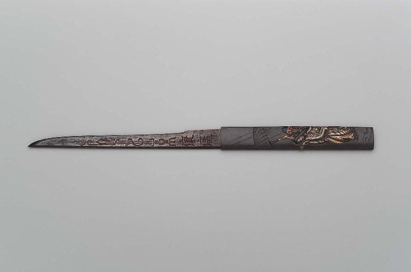 Kozuka with design of Ono no Komachi with attendant holding umbrella