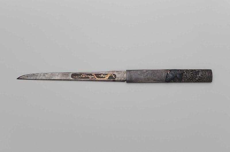 Kozuka with design of carp and waves
