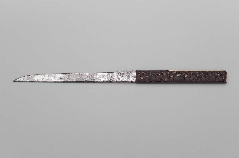 Kozuka with design of many monkeys