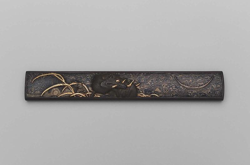 Kozuka with design of wolf on Musashino