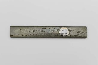 Kozuka with design of the moon reflected in water