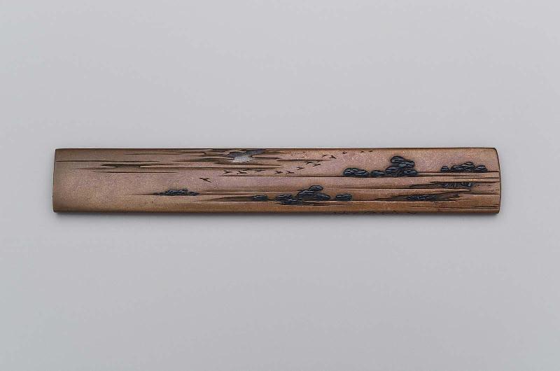Kozuka with design of trees, clouds, birds and the moon