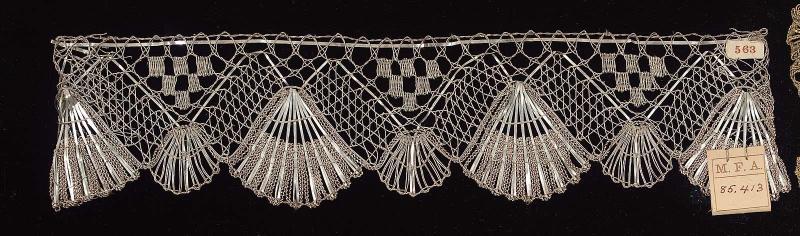 Bobbin lace