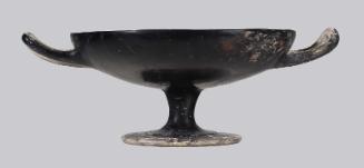 Drinking cup (kylix) depicting an archer