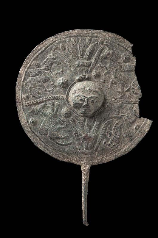 Decorated disc pin