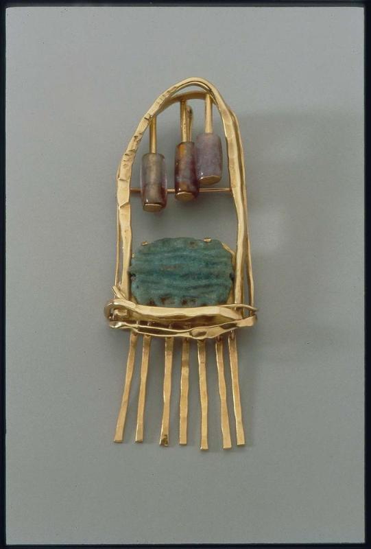 Brooch