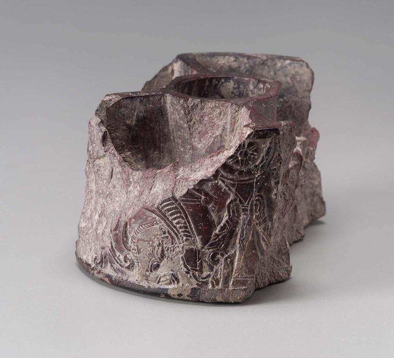 Pyxis