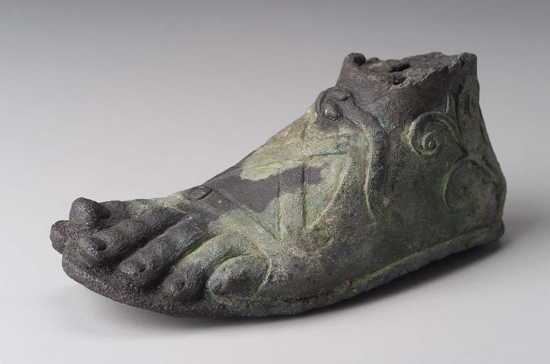 Left foot from a statue of Dionysos