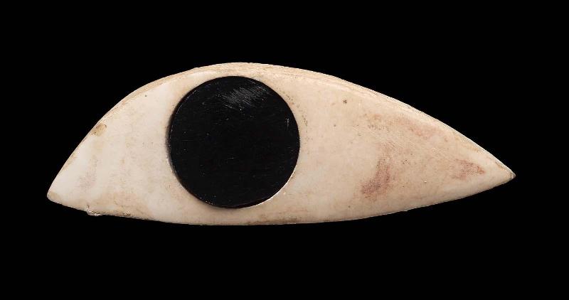 Inlay eye