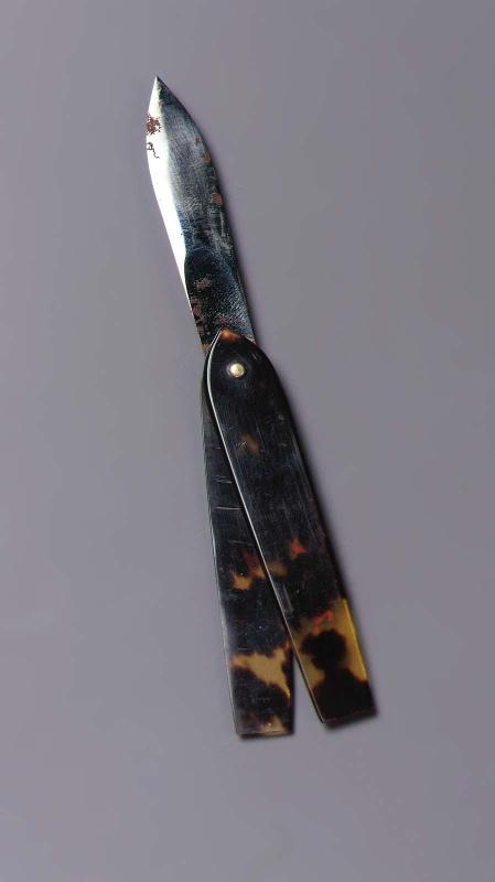 View: Knife