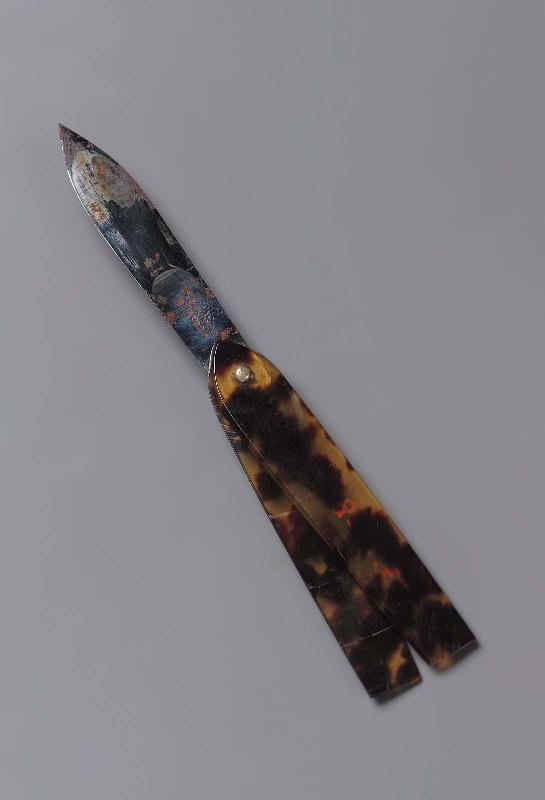 View: Knife