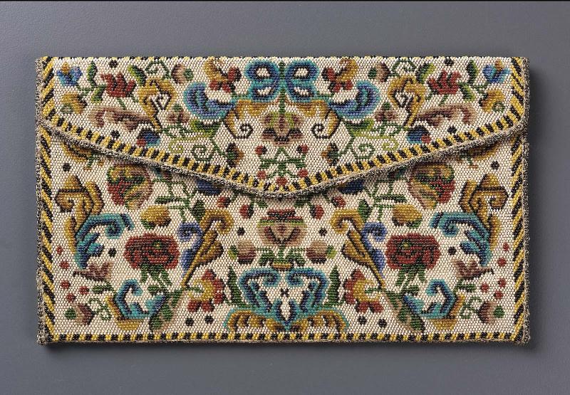 Pocketbook: device of Louis XIV