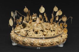 Crown or lid