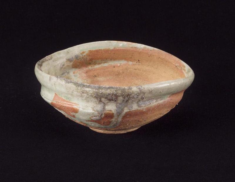 Tea bowl of the Iga type