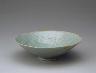 Flower-shaped Bowl