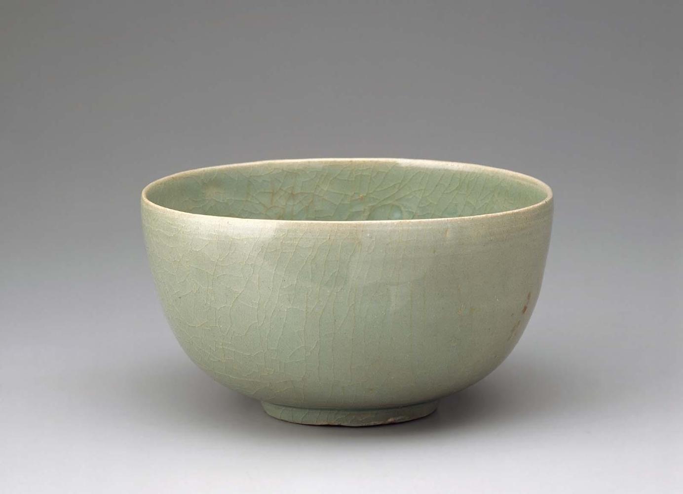 Bowl with Impressed Lotus and Arabesque Design