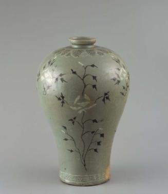 Plum Bottle (Maebyeong)