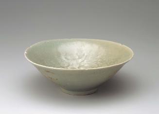 Flower-shaped Bowl
