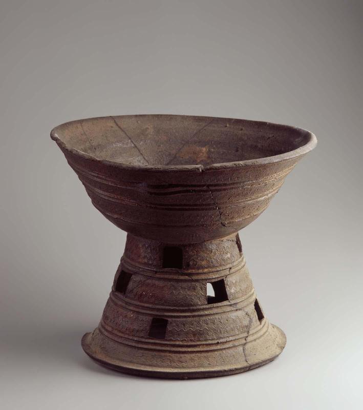 Pedestal Bowl