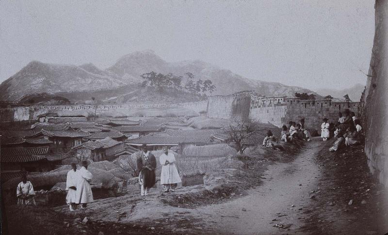 Outside the city wall, Seoul (NRICP Relic No.: 2880)