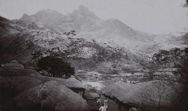 To the North of Seoul: Clothes washing, Valley looking towards Three peaked Mountain (NRICP Relic No.: 2908)