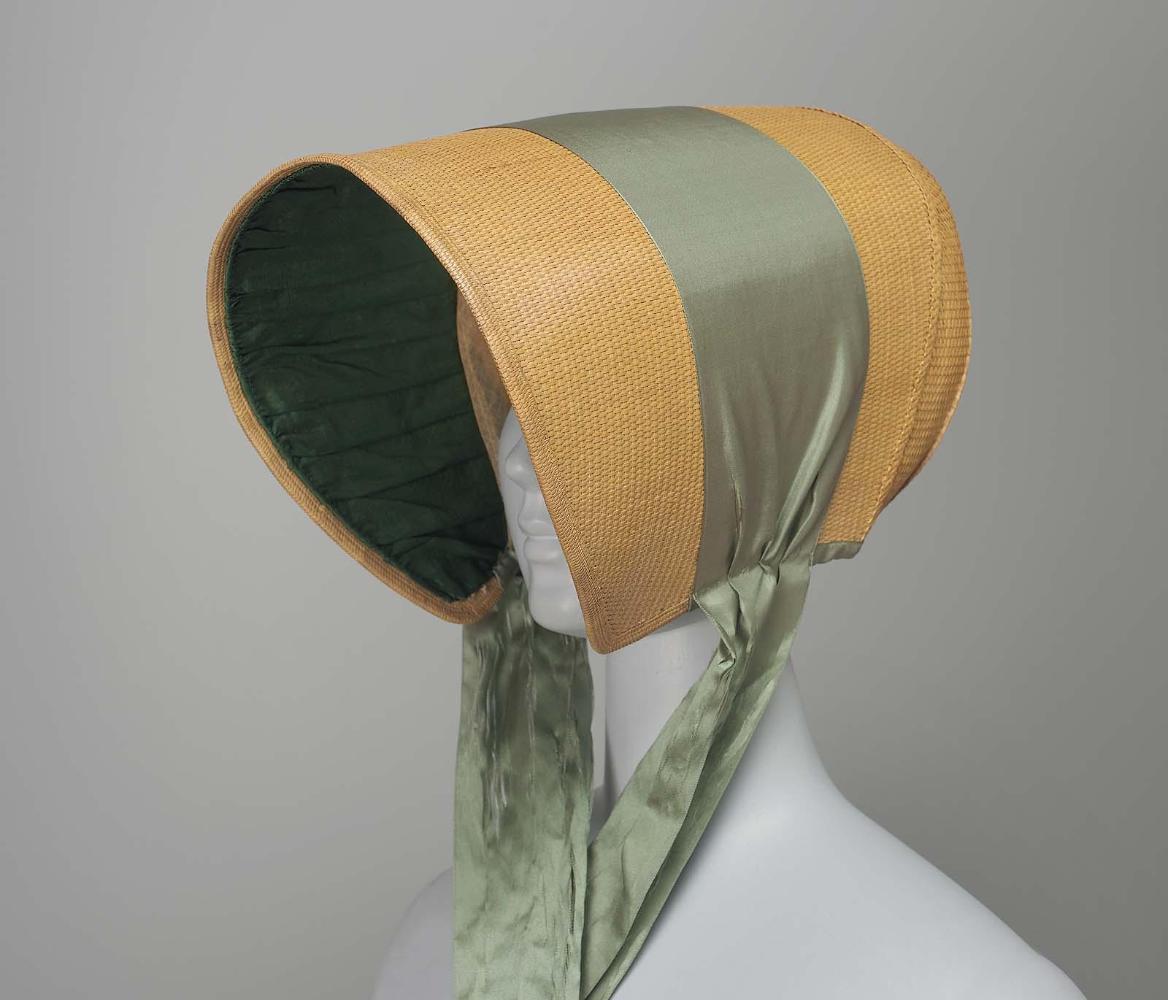 Straw bonnet