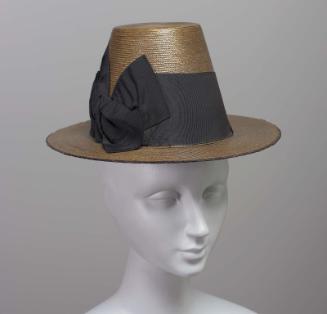 A woman's hat